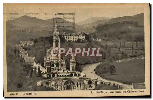 Cartes postales Lourdes La Basilique vue prise du Chateau Fort