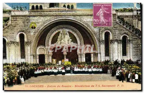 Ansichtskarte AK Lourdes Entree du Rosaire Benediction du TS Sacrement