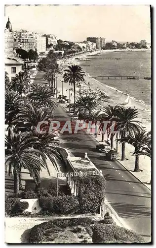 Cartes postales moderne Cannes Les hotels Vue generale de la Croisette