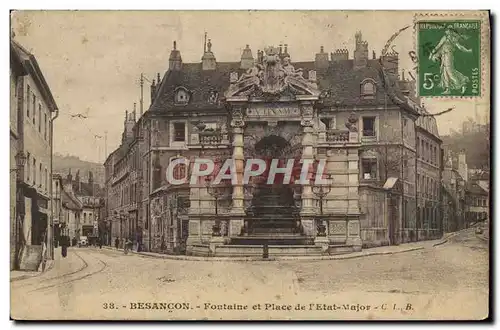 Ansichtskarte AK Besancon Fontaine et Place de L&#39Etat Major