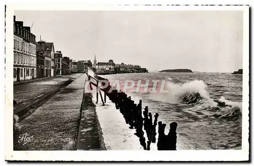 Cartes postales moderne Saint Malo Le Sillon et les brise lames