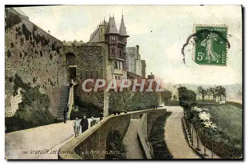 Cartes postales Granville Les Boulevards et la Porte de Mars