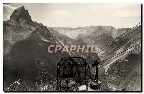 Cartes postales moderne Vallee D&#39Ossau Montee de la cabine du teleferique