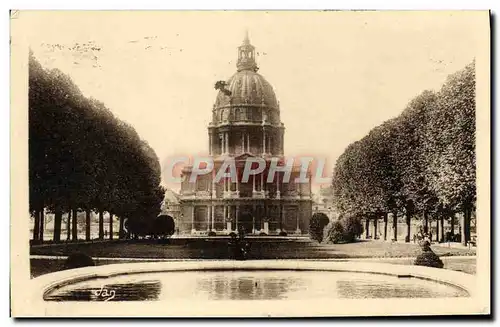 Cartes postales Paris L&#39avenue De Breteuil Et I&#39Hotel Des Invalides L&#39eglise renfermant le tombeau de N