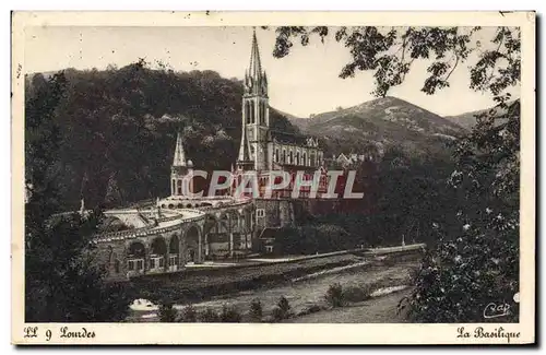 Cartes postales Lourdes La Basilique