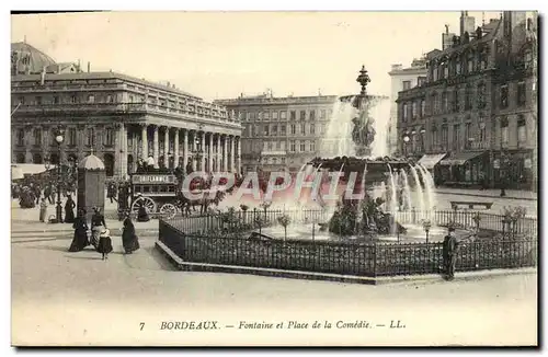 Cartes postales Bordeaux Fontaine et Place de la Comedie