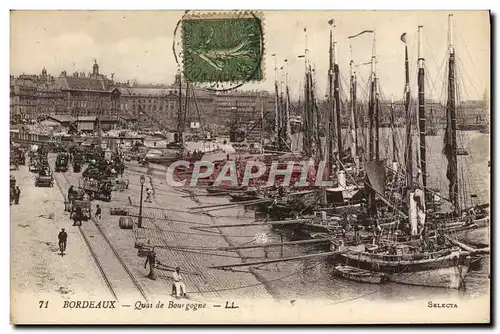 Ansichtskarte AK Bordeaux Quai de Bourgogne Bateaux