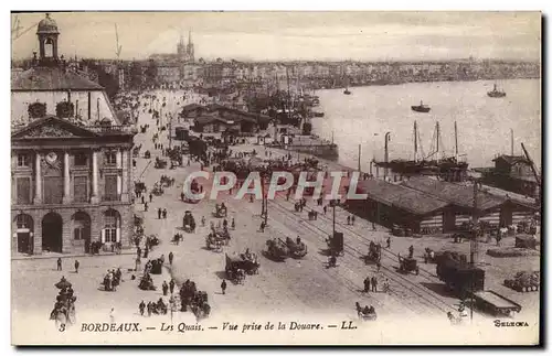 Ansichtskarte AK Bordeaux Les Quais Vue Prise de la Douare