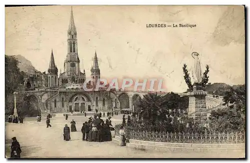 Cartes postales Lourdes La Basilique