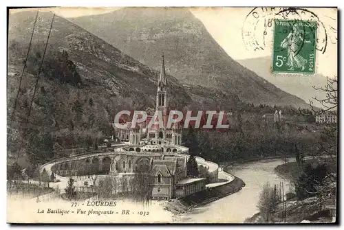 Cartes postales Lourdes La Basilique Vue Plongeante