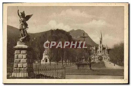 Cartes postales Lourdes St Michel Et Vue D&#39ensemble