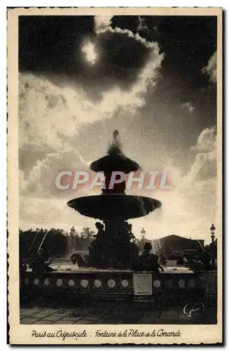 Cartes postales Paris Au Crepuscule Fontaine De la Place De La Concorde