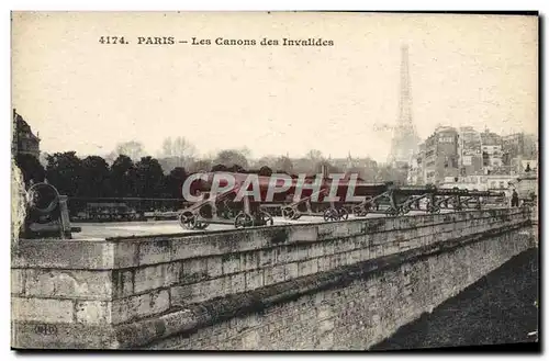 Cartes postales Paris Les Canons Des Invalides Tour Eiffel