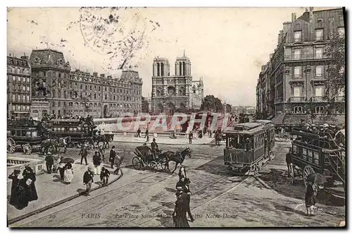 Cartes postales Paris La Place Saint Michel et l'eglise Notre Dame Tramway