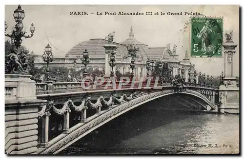 Cartes postales Paris Le Pont Alexandre III et le grand palais