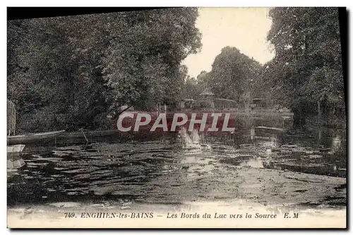 Ansichtskarte AK Enghien les Bains les bords du lac vers la Source