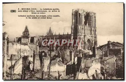 Cartes postales Reims La Cathedrale Militaria