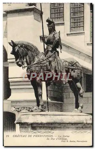 Cartes postales Chateau De Pierrefonds La Statue du duc d&#39Orleans Cheval