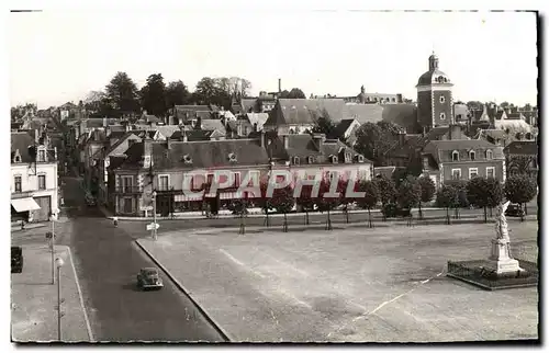 Cartes postales moderne Chateau de Loir Place de l&#39Hotel de Ville et l&#39Eglise