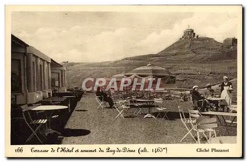 Cartes postales Terrasse de l&#39Hotel et sommet du Puy de Dome