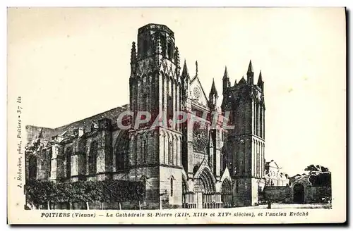 Cartes postales Poitiers La Cathedrale St Pierre et l&#39ancien eveche