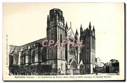 Cartes postales Poitiers La Cathedrale St Pierre et l'ancien eveche