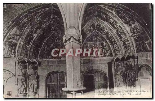 Cartes postales Bayonne Interieur De La Cathedrale Portique de la sacristie