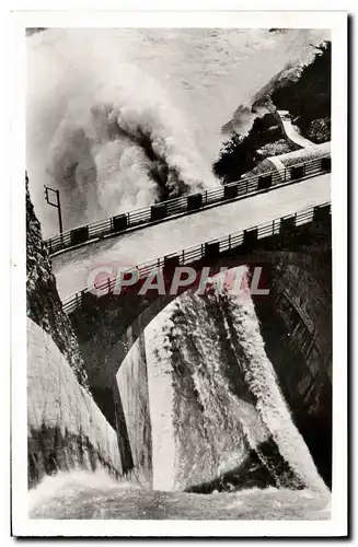 Cartes postales moderne Genissiat Pont Et Cascade De La Doucine Deversoir des eaux du grand barrage