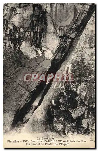 Cartes postales La Bretagne Pointe Du Raz Un tunnel de l'enfer de Plogoff