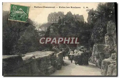 Cartes postales Paris Buttes Chaumont Entre Les Rochers