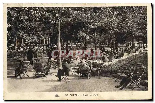 Ansichtskarte AK Vittel Dans le Parc