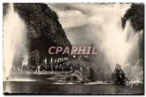 Cartes postales moderne Versailles Et Ses Merveilles Parc du Chateau Les grandes eaux au bassin d&#39Apollon