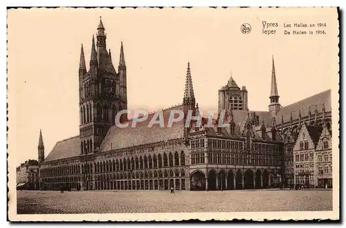 Cartes postales Ypres Les Halles en 1914