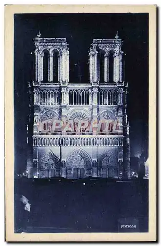 Cartes postales Paris la Nuit Illuminatons de Notre Dame