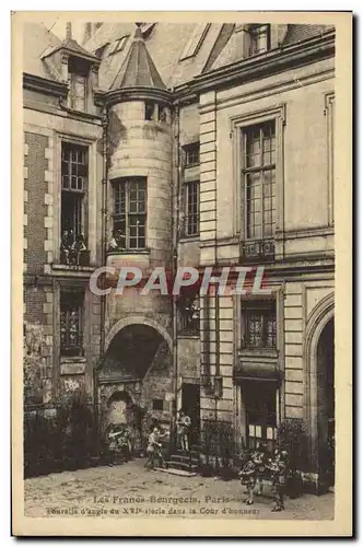 Cartes postales Les Francs Bourgeois Paris Tourelle d&#39angle dans la cour d&#39honneur