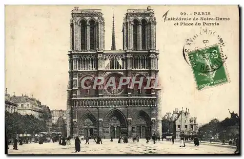 Ansichtskarte AK Paris Cathedrale De Notre Dame Et Place Du Parvis