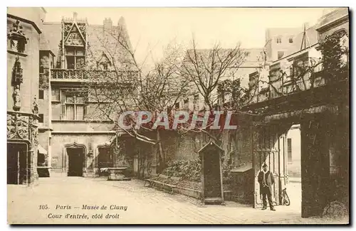 Cartes postales Paris Musee De Cluny Cour D&#39entree Cote droit