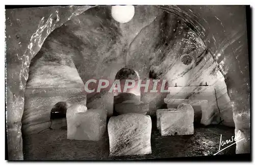 Cartes postales moderne Chamonix Le Montenvers Ait La Grotte De La Mer De Glace Le living room