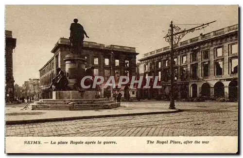 Ansichtskarte AK Reims La Place Royale Apres La Guerre Militaria