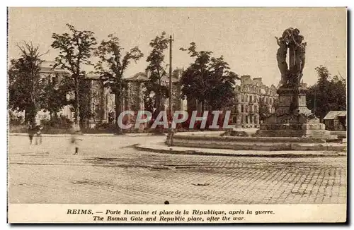 Ansichtskarte AK Reims Porte Romaine Et Place De La Republique apres la guerre Militaria