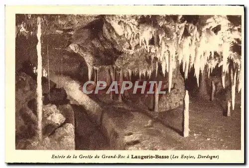Cartes postales Laugerie Basse Entree de la Grotte du Grand Roc Les Eyzies Prehistoire