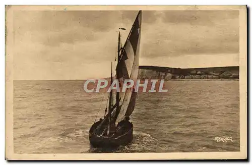 Cartes postales Le Treport Petite barque Treportaise partant a la peche Bateau