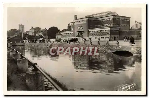 Cartes postales moderne Troyes La Piscine et le Canal