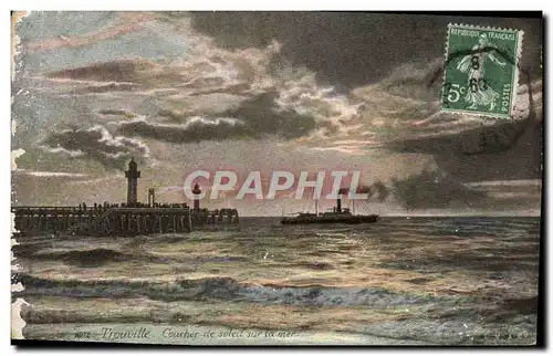 Cartes postales Trouville coucher de soleil sur la mer Bateau