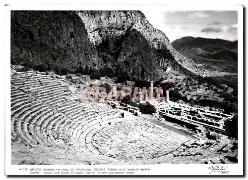 Cartes postales Delphes Theatre et le temple d&#39Apollon