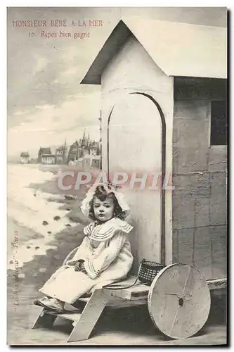 Cartes postales Fantaisie Enfant Monsieur Bebe a la mer Repos bien gagne