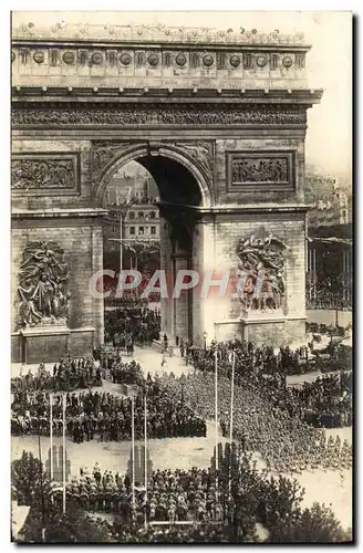 Ansichtskarte AK Paris Arc de Triomphe Fetes du 19 juillet 1919 Militaria