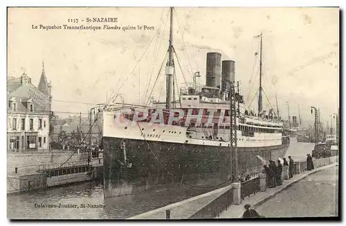 Cartes postales St Nazaire Panorama de la Rade Le Paquebot Transatlantique Flandre quittant le port Bateau