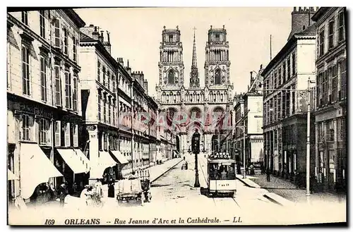 Cartes postales Orleans Rue Jeanne d'Arc et la Cathedrale Tramway