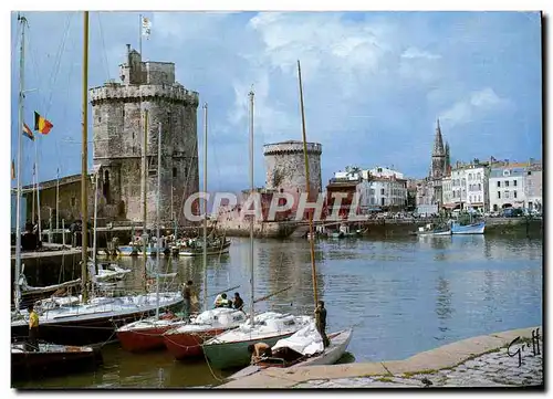 Cartes postales moderne La Rochelle Le Port Tour St Nicolas Tour de la Chaine et Tour de la Lanterne